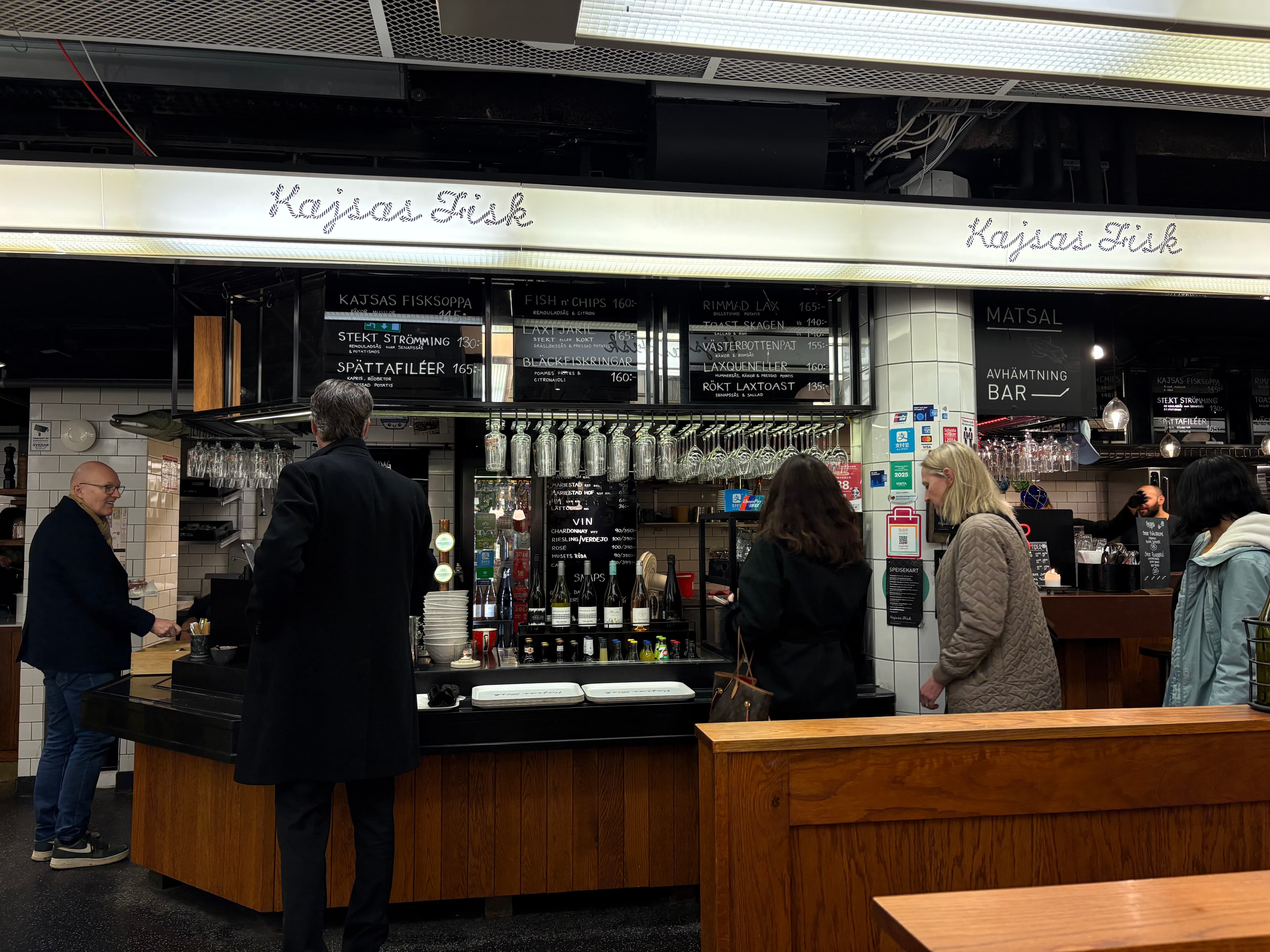 The storefront of Restaurant Kajsas Fisk